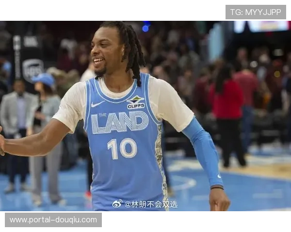 勒韦尔出战成疑，骑士主场迎战马刺轮换受影响